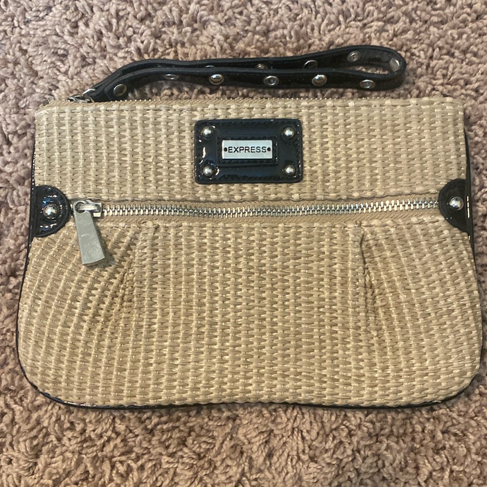 Wristlet